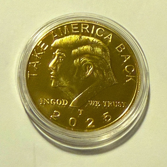 Donald J. Trump Other - 2025 President Donald Trump Commemorative Take America Back Metal Gold Coin